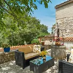 House Luca * Barban