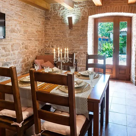 House Luca * Barban