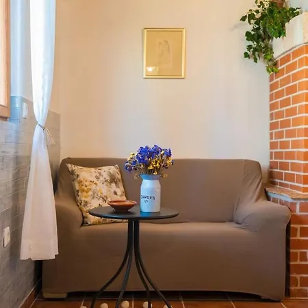 Semesterbostad House Luca