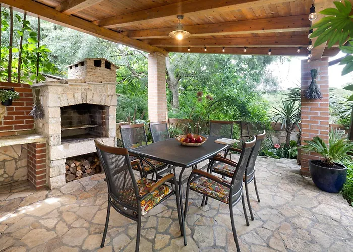 Vakantiehuis House Luca Barban